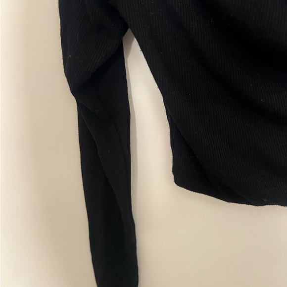 Superdown Top - Picture 3 of 4